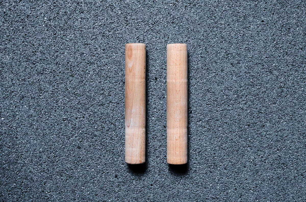 Пегборд (pegboard) 880х300