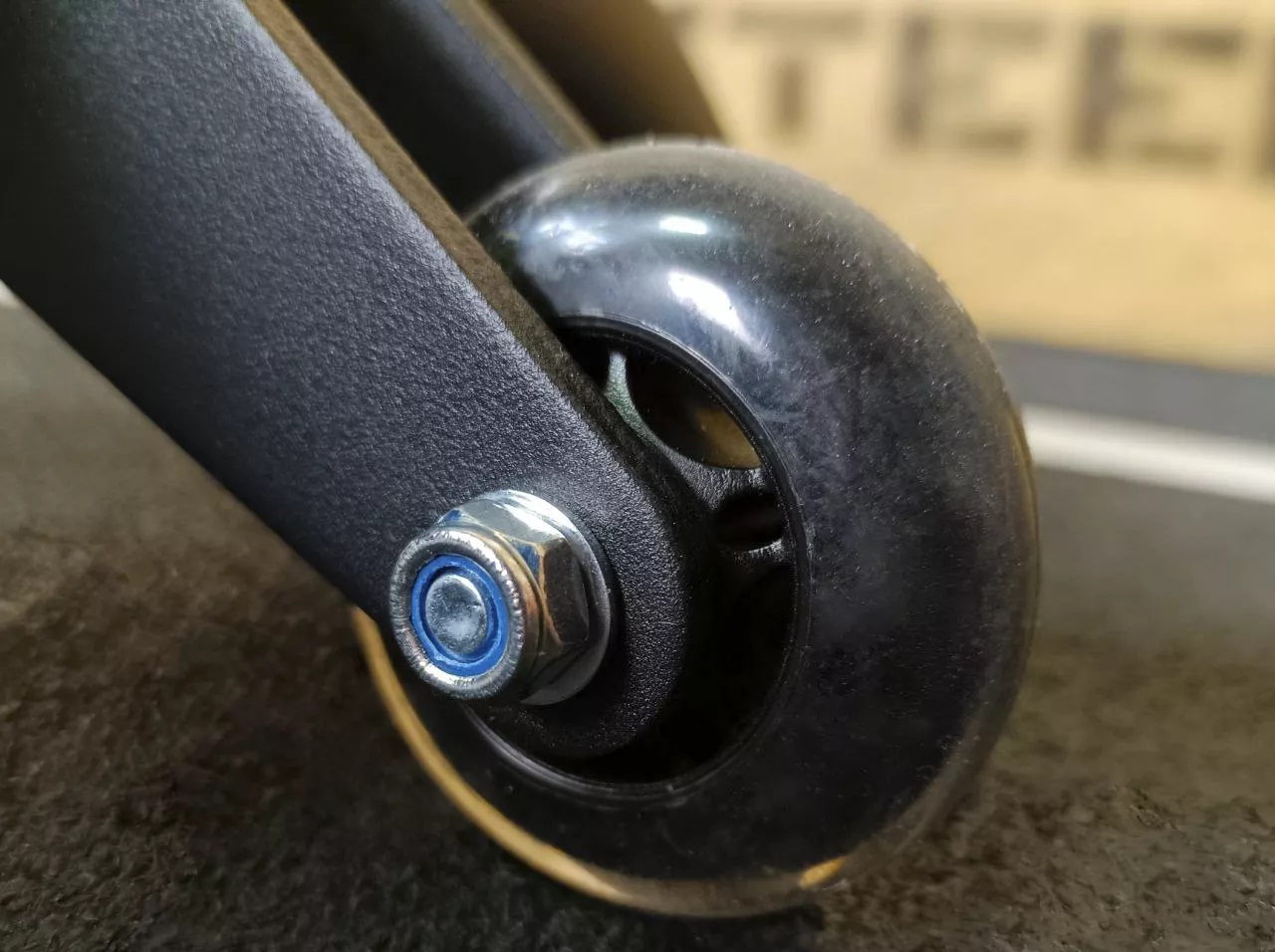 HYPER EXTENSION скамья наклонная