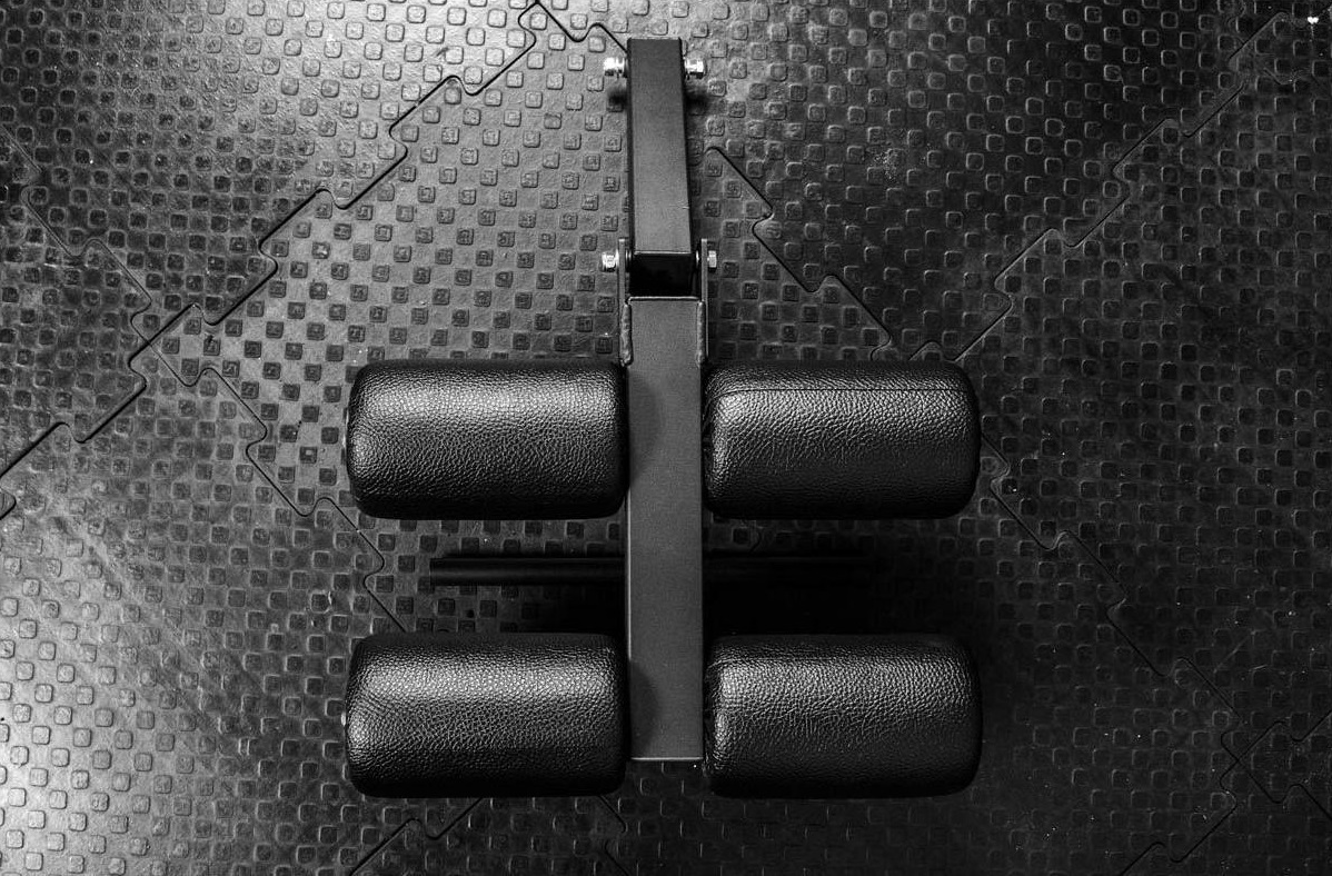 Reverse hyper - foot plate подставка под ноги