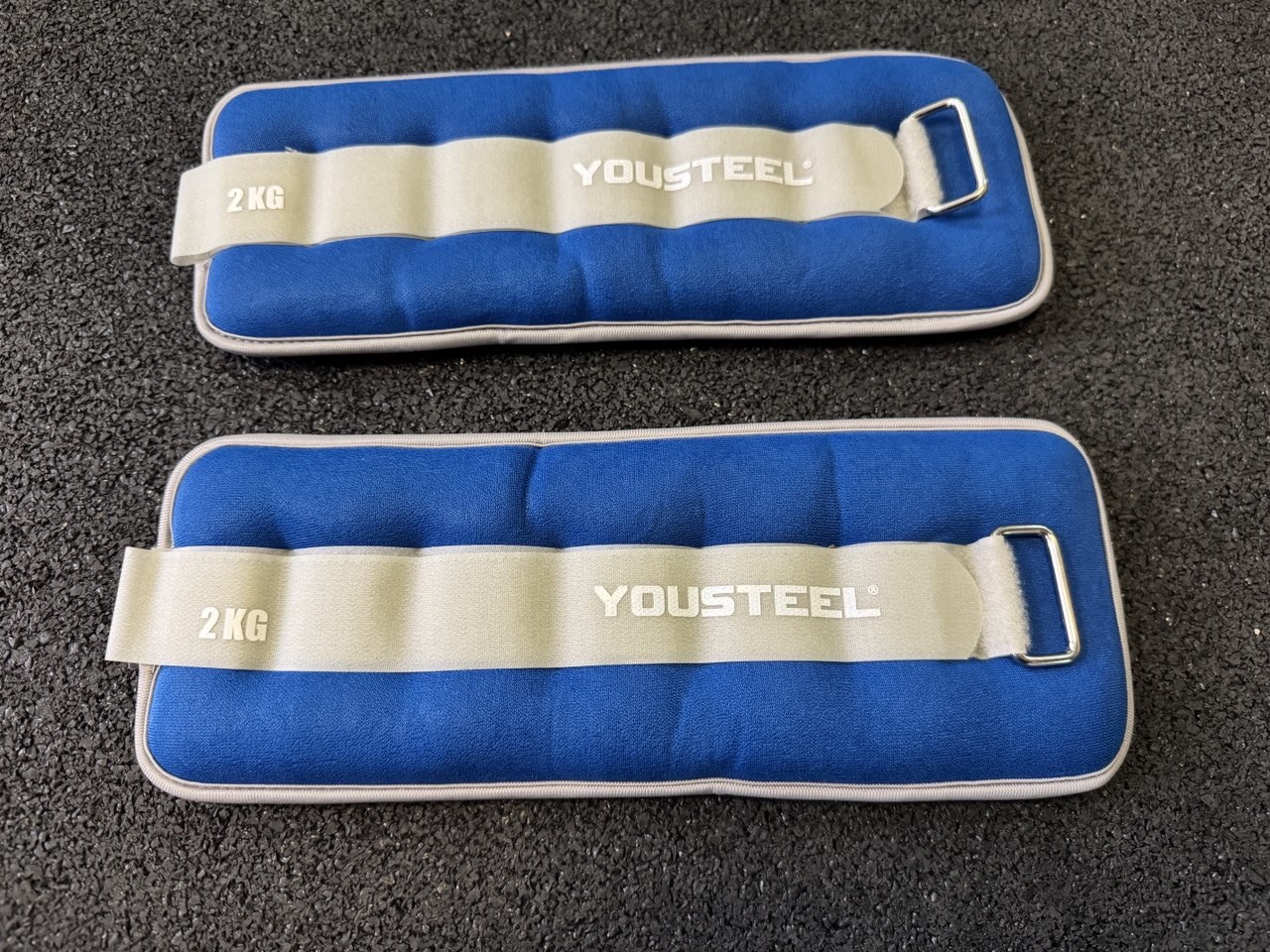 Утяжелители ANKLE WEIGHTS ( 2 x 2,0 кг)