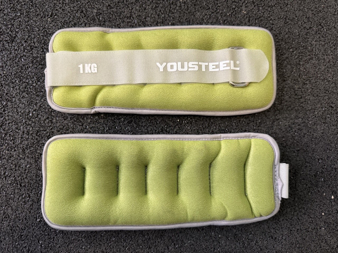 Утяжелители ANKLE WEIGHTS ( 2 x 1,0 кг)