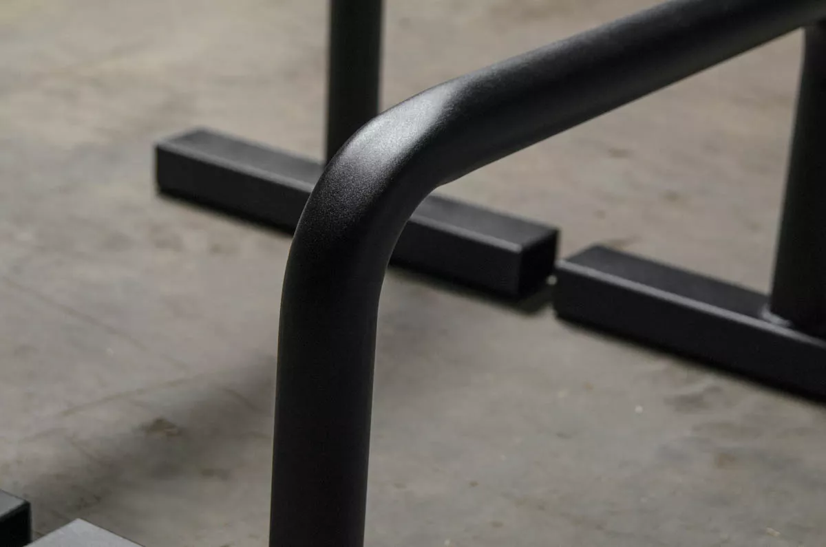 Напольные брусья