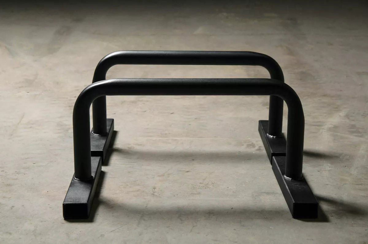 Напольные брусья