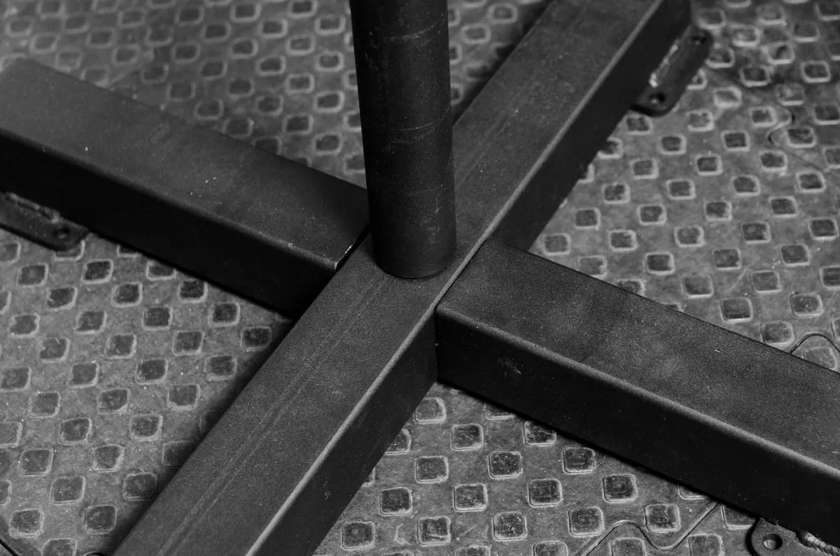 Стойка для дисков штанги напольная L1265